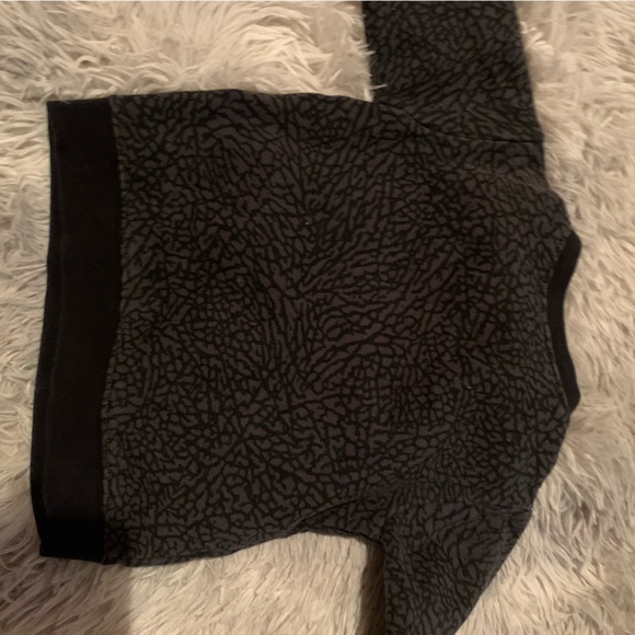 Jordan shirt - Picture 3 of 3